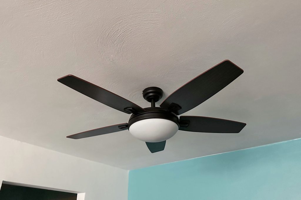 the ultimate guide to the best ceiling fans with remote controls in 2024 (2)